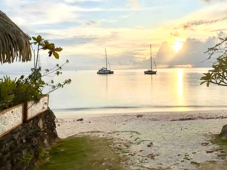 Meri Lodge Huahine Fare Exterior foto