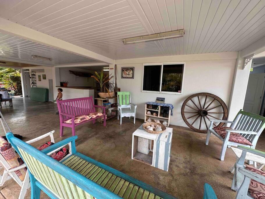Meri Lodge Huahine Fare Exterior foto