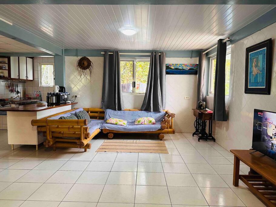 Meri Lodge Huahine Fare Exterior foto